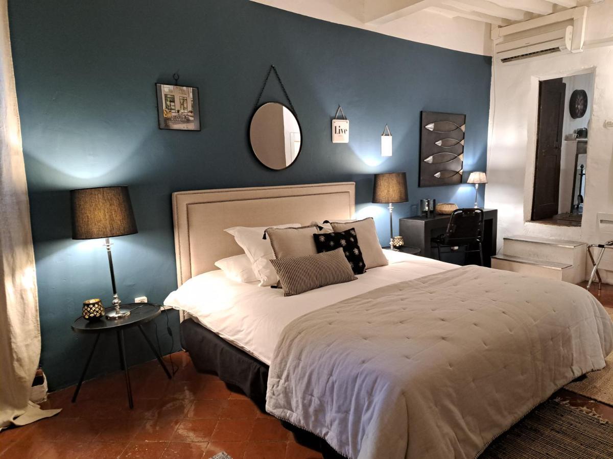 Hotel Le Patio De Sophie シストロン エクステリア 写真