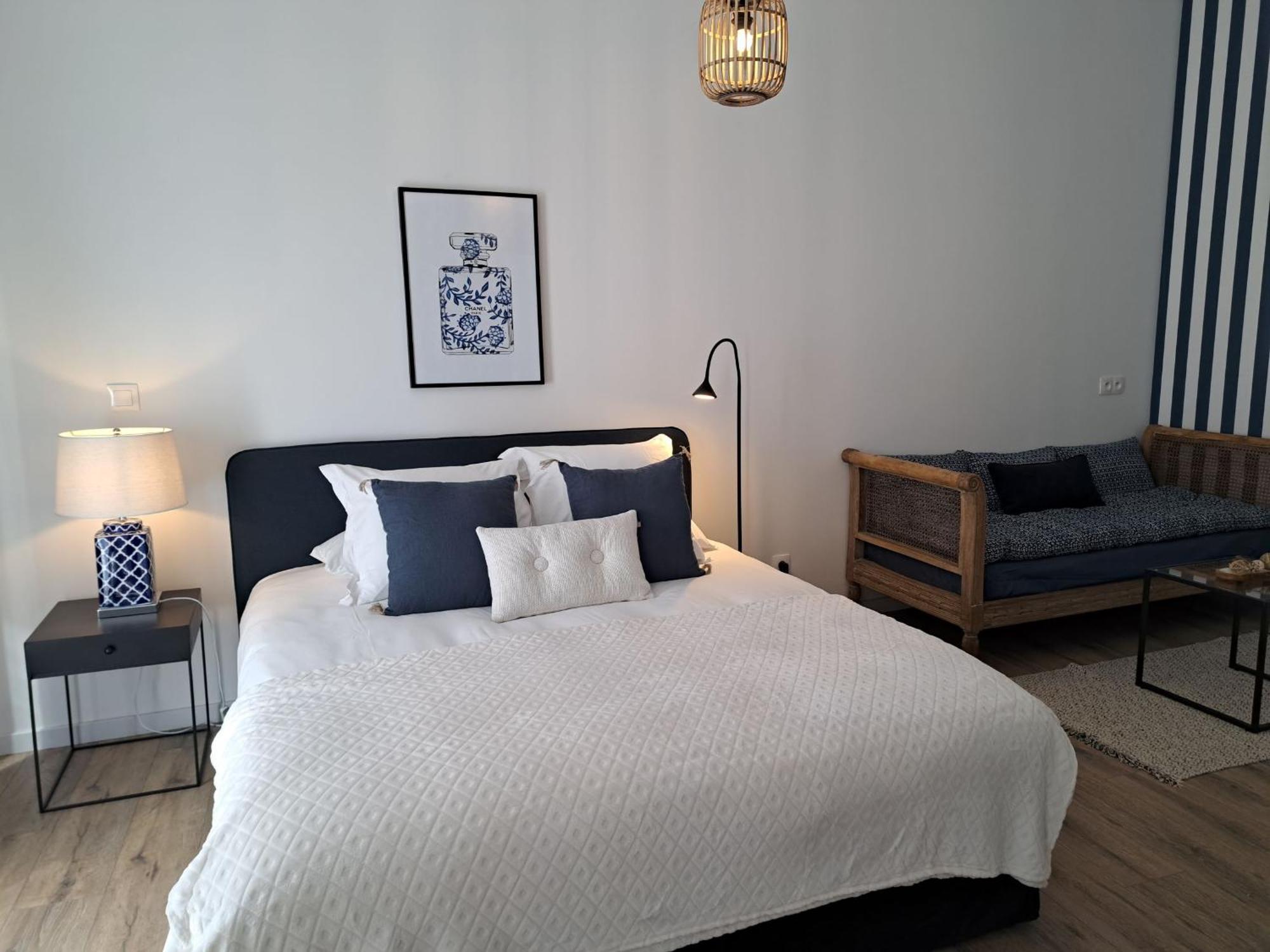 Hotel Le Patio De Sophie シストロン 部屋 写真