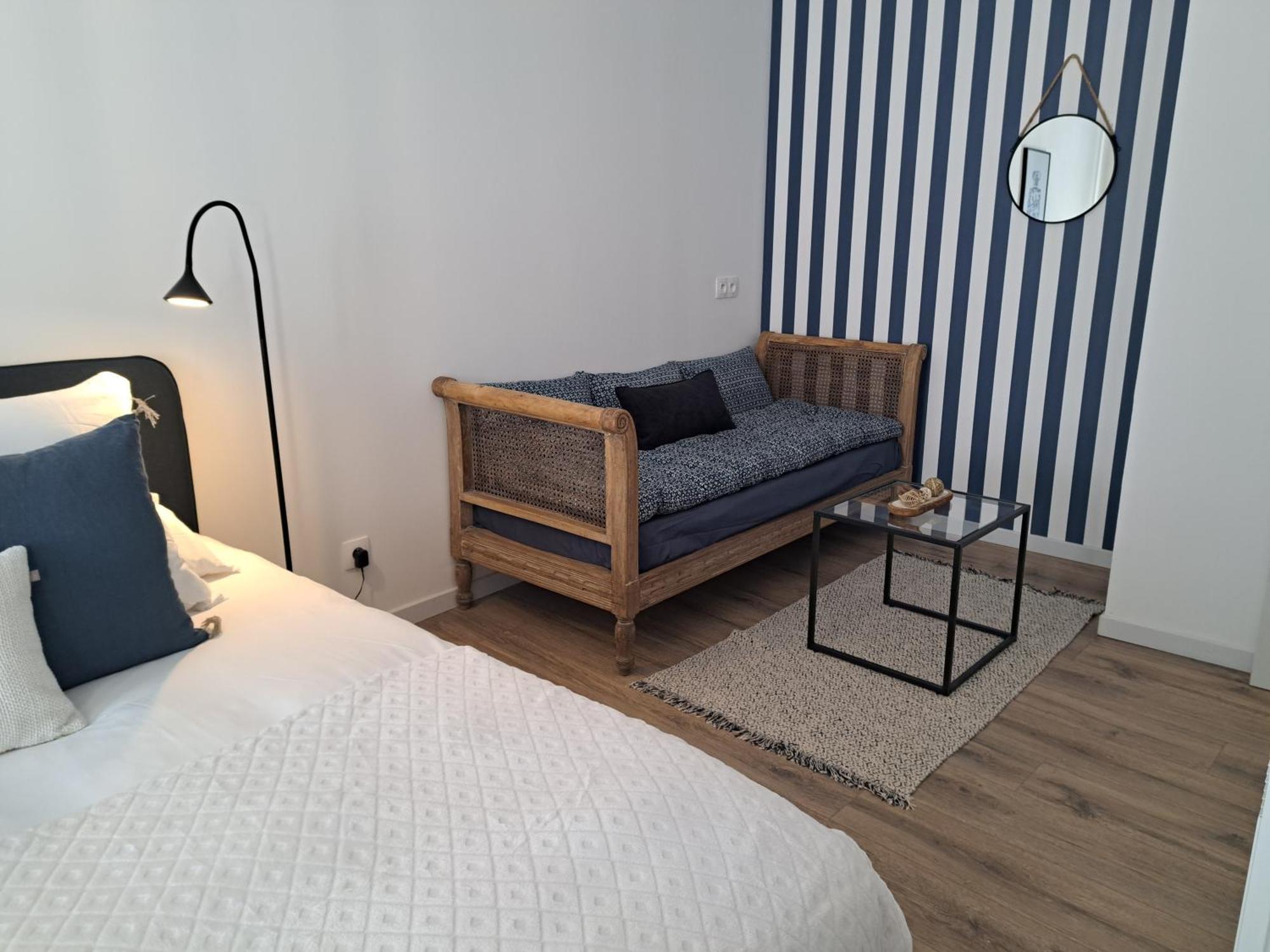 Hotel Le Patio De Sophie シストロン 部屋 写真